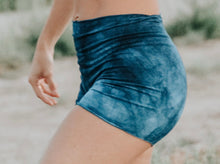 Load image into Gallery viewer, High Rise Fit Shorts